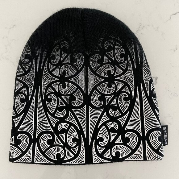 Prokiwi Intl New Zealand Tattoo Ombre Acrylic Knit Beanie Toque Blk&Wht OS NWOT - Picture 6 of 6